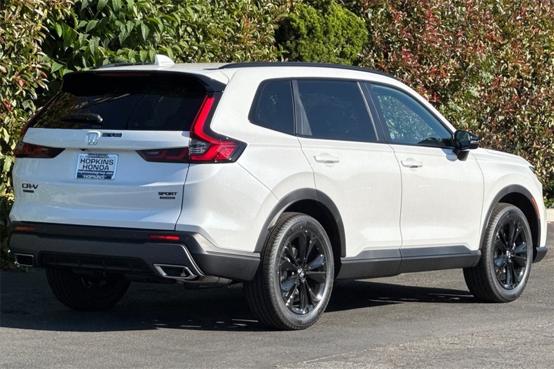 Honda CR-V Hybrid Vehicle Full-screen Gallery Image 04