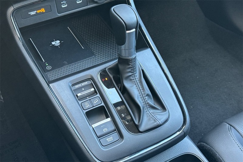 Honda CR-V Vehicle Full-screen Gallery Image 18