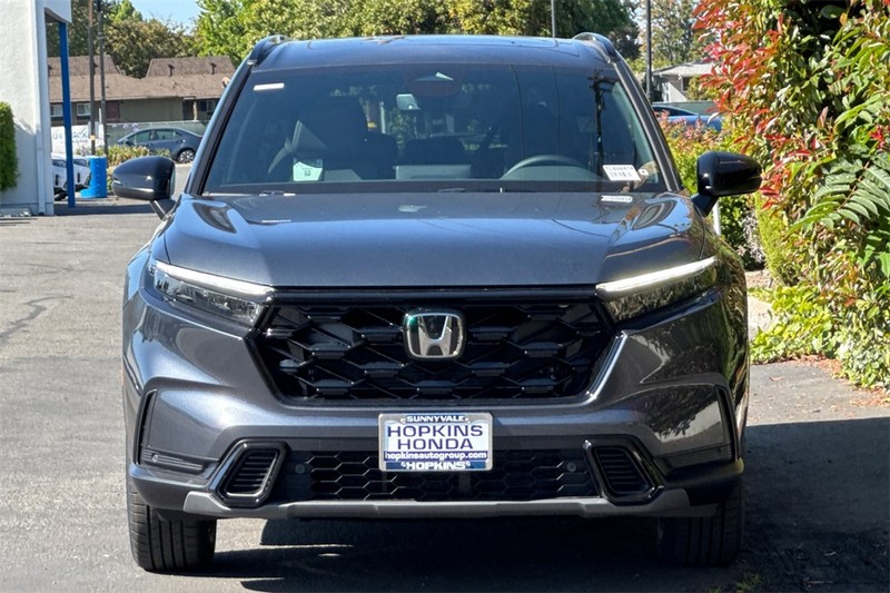 Honda CR-V Hybrid Vehicle Full-screen Gallery Image 02