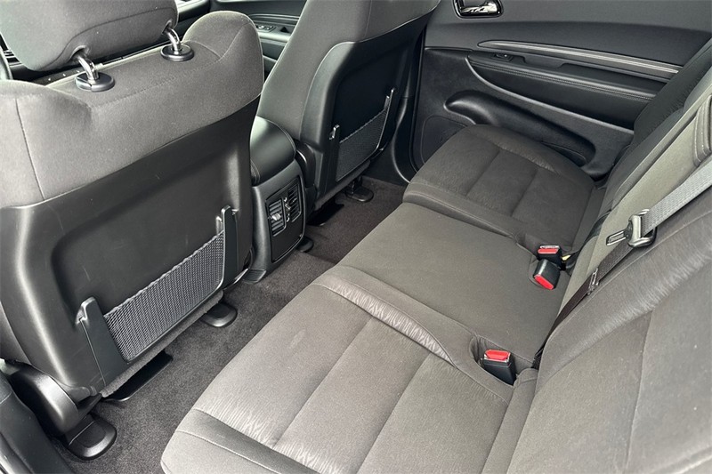Dodge Durango Vehicle Full-screen Gallery Image 11