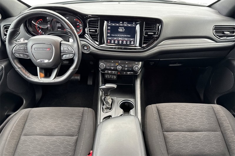 Dodge Durango Vehicle Full-screen Gallery Image 12