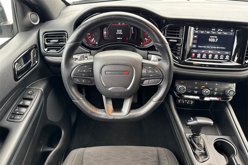 Dodge Durango Vehicle Full-screen Gallery Image 13