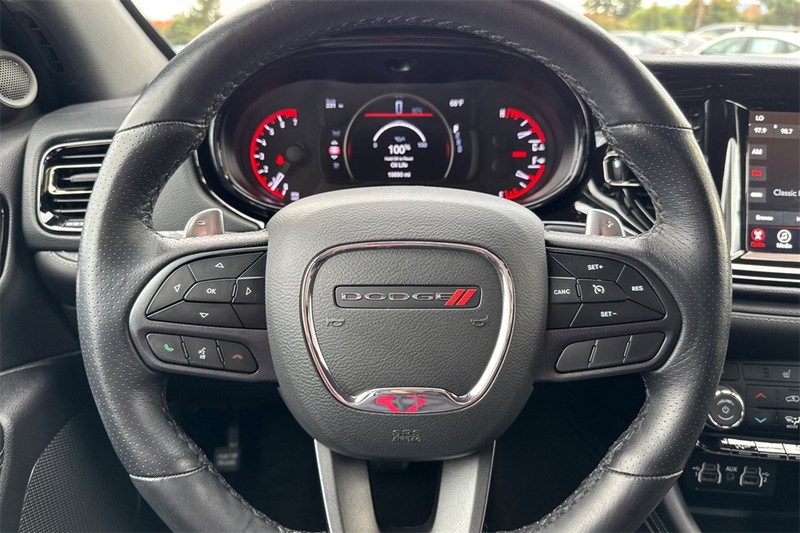 Dodge Durango Vehicle Full-screen Gallery Image 22