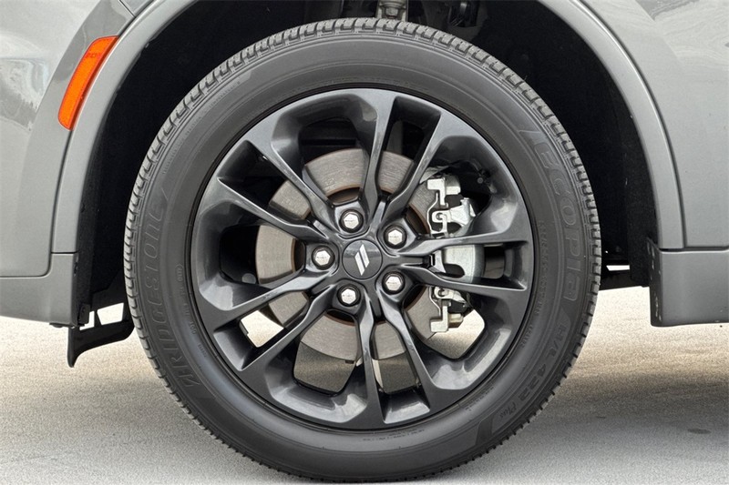 Dodge Durango Vehicle Full-screen Gallery Image 25