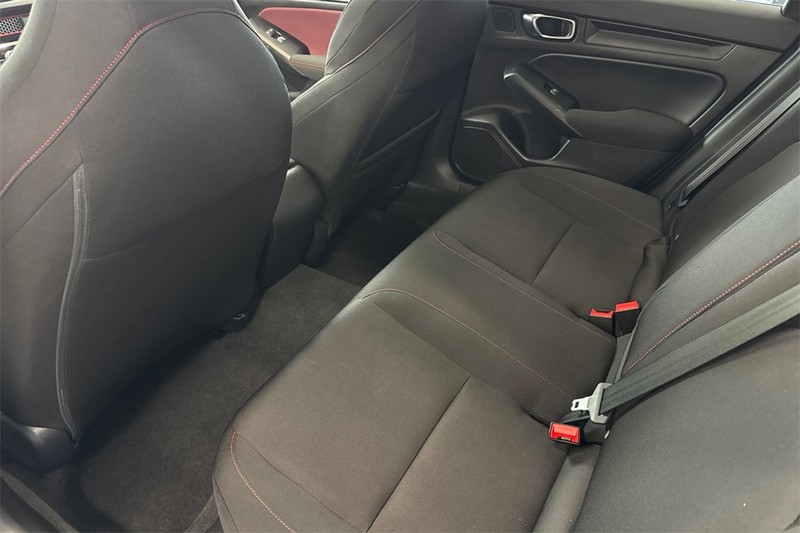 Honda Civic Si Vehicle Full-screen Gallery Image 11