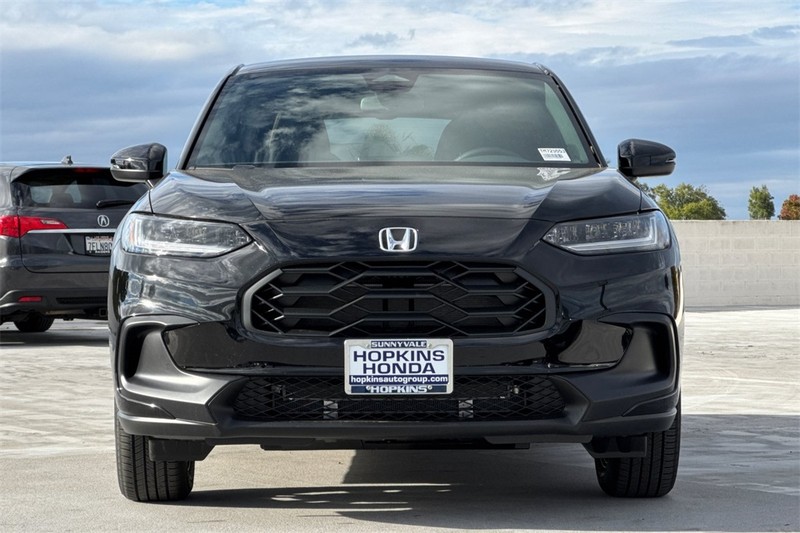 Honda HR-V Vehicle Full-screen Gallery Image 02