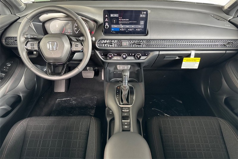 Honda HR-V Vehicle Full-screen Gallery Image 10