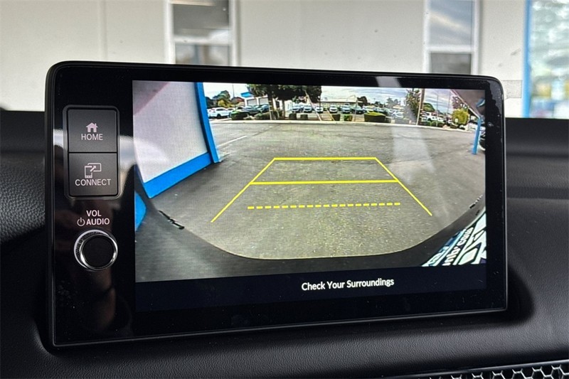 Honda HR-V Vehicle Full-screen Gallery Image 15