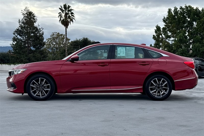 Honda Accord Sedan Vehicle Full-screen Gallery Image 06