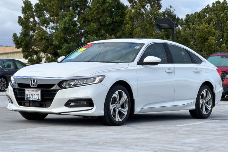 Honda Accord Sedan Vehicle Full-screen Gallery Image 07