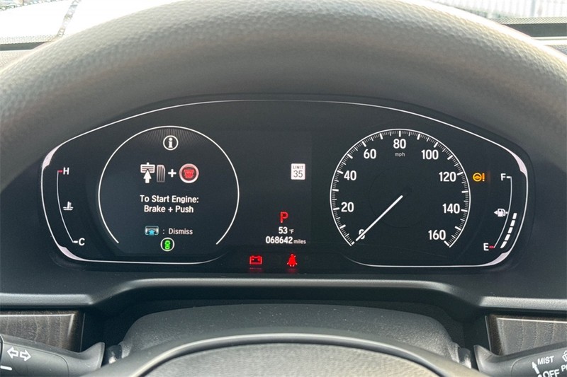 Honda Accord Sedan Vehicle Full-screen Gallery Image 22