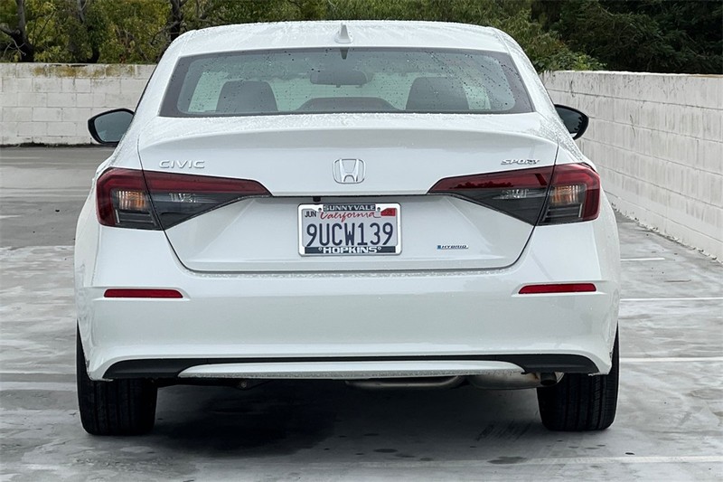Honda Civic Sedan Hybrid Vehicle Full-screen Gallery Image 04