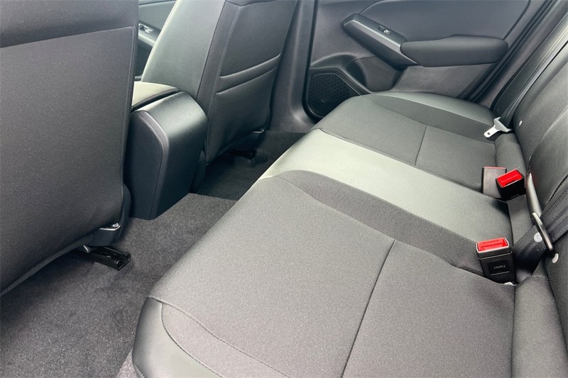 Honda Civic Sedan Hybrid Vehicle Full-screen Gallery Image 11