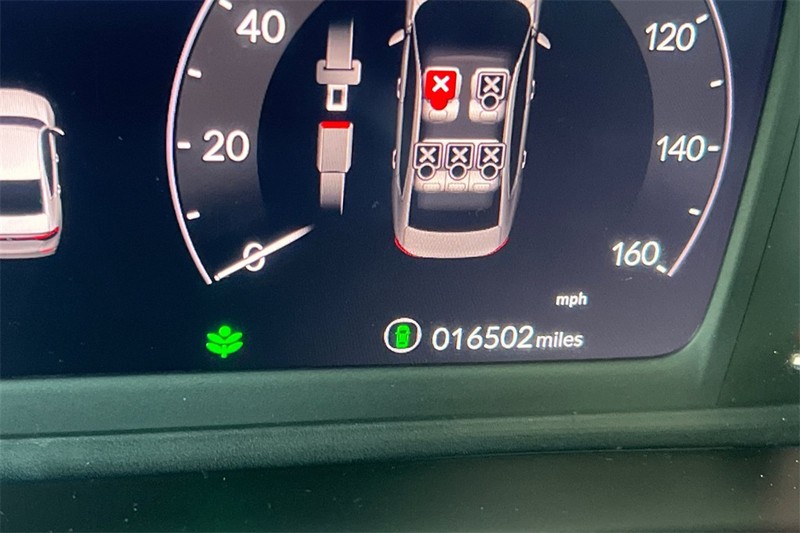 Honda Accord Sedan Vehicle Full-screen Gallery Image 23