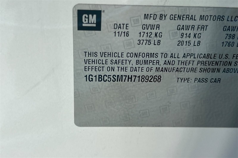 Chevrolet Cruze Vehicle Full-screen Gallery Image 25