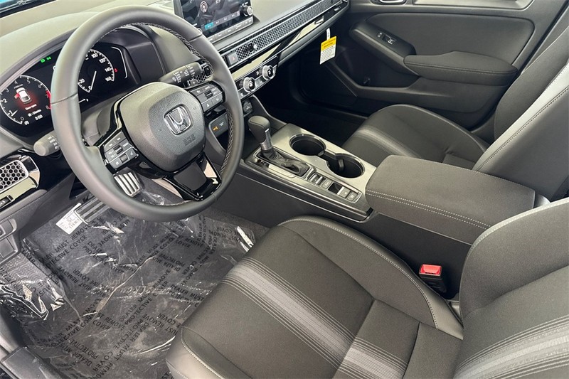 Honda Civic Hatchback Vehicle Full-screen Gallery Image 07