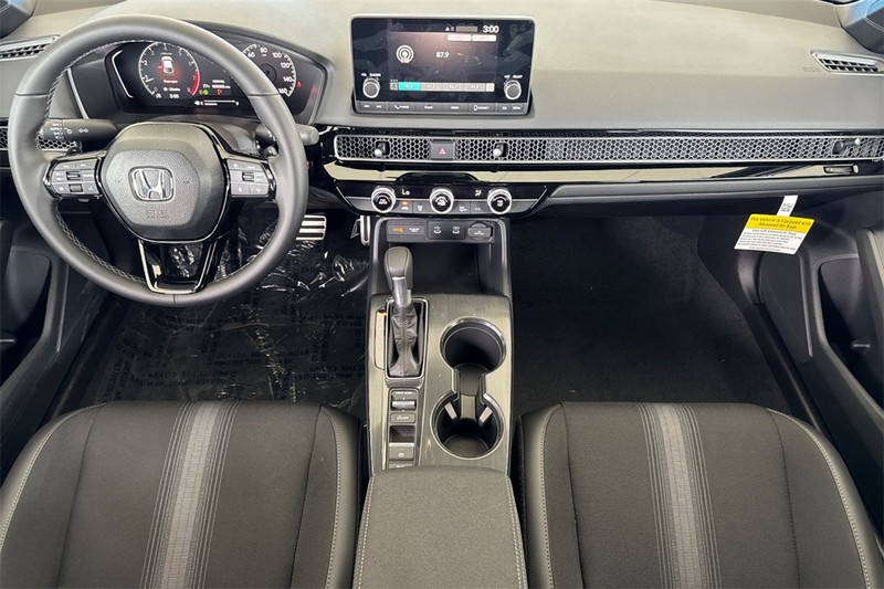 Honda Civic Hatchback Vehicle Full-screen Gallery Image 10