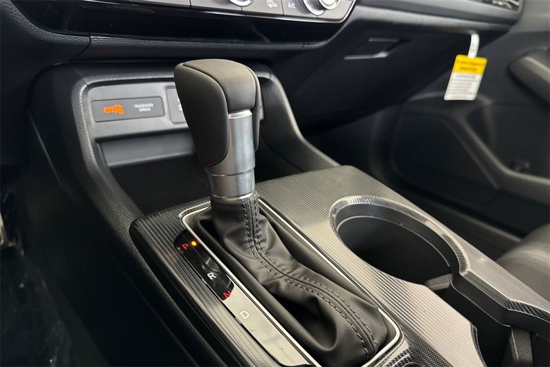 Honda Civic Hatchback Vehicle Full-screen Gallery Image 17