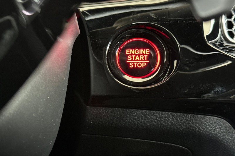 Honda Civic Hatchback Vehicle Full-screen Gallery Image 18