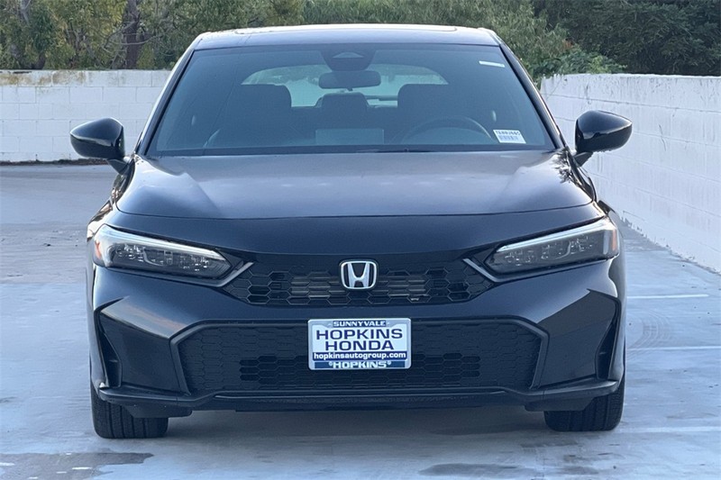 Honda Civic Hatchback Hybrid Vehicle Full-screen Gallery Image 02