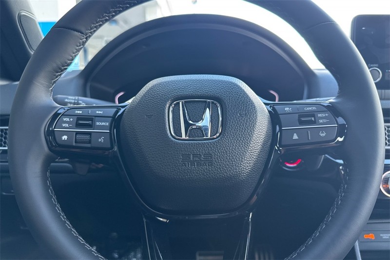 Honda Civic Hatchback Hybrid Vehicle Full-screen Gallery Image 19