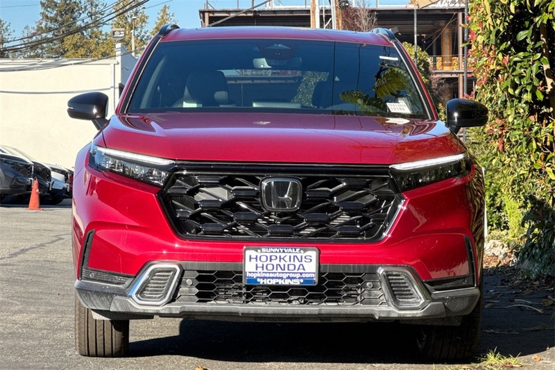 Honda CR-V Hybrid Vehicle Full-screen Gallery Image 02