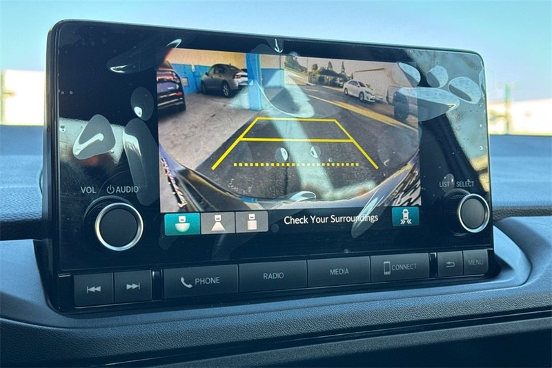 Honda Accord Sedan Vehicle Full-screen Gallery Image 17