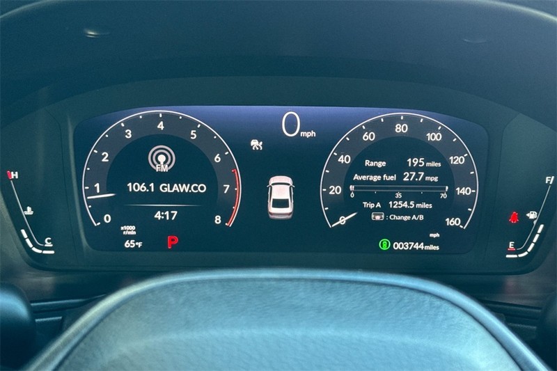 Honda Accord Sedan Vehicle Full-screen Gallery Image 22