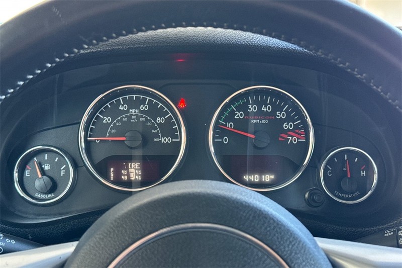 Jeep Wrangler Unlimited Vehicle Full-screen Gallery Image 22