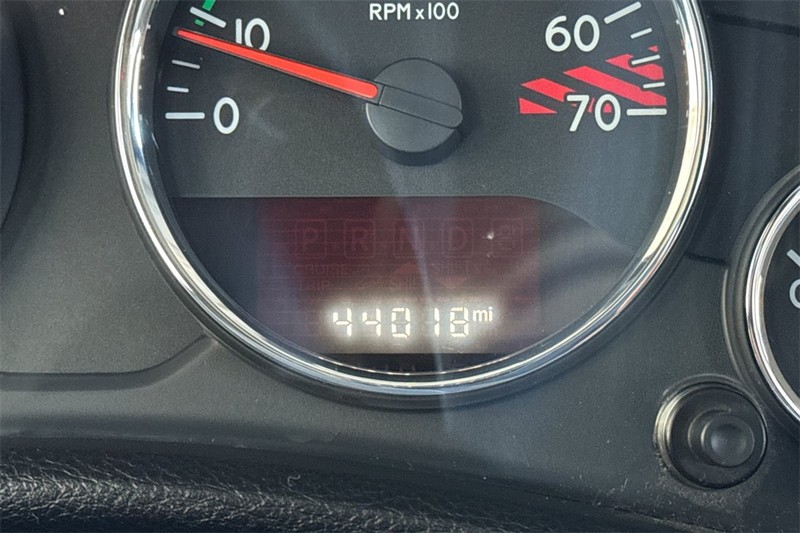 Jeep Wrangler Unlimited Vehicle Full-screen Gallery Image 23