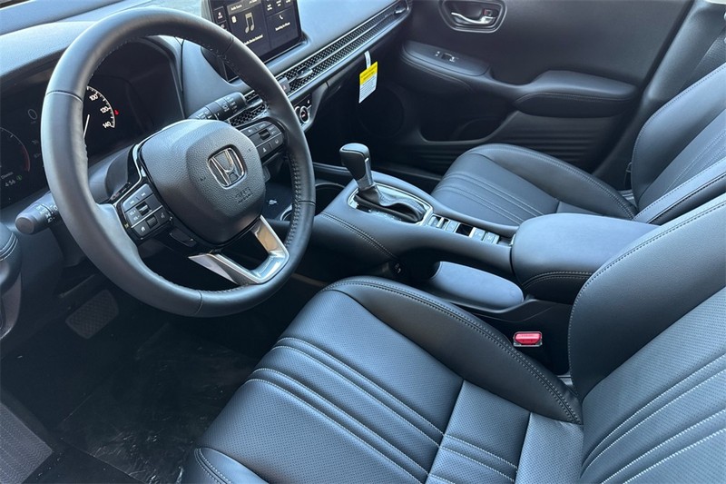 Honda HR-V Vehicle Full-screen Gallery Image 07