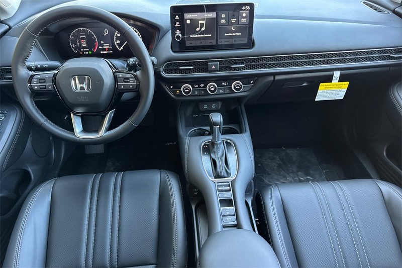 Honda HR-V Vehicle Full-screen Gallery Image 10