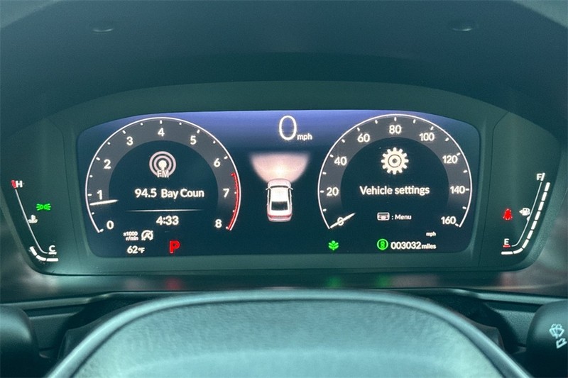 Honda Accord Sedan Vehicle Full-screen Gallery Image 22