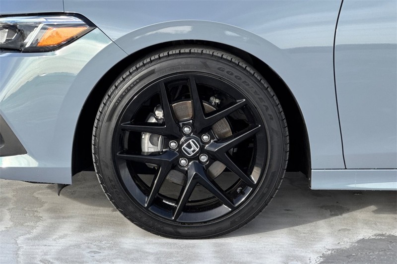 Honda Civic Sedan Vehicle Full-screen Gallery Image 24