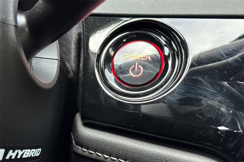 Honda Accord Hybrid Vehicle Full-screen Gallery Image 20