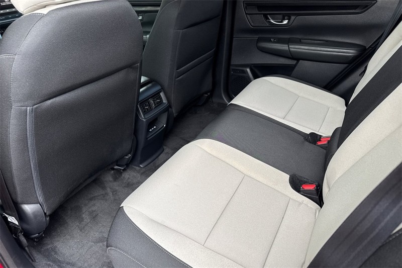 Honda CR-V Vehicle Full-screen Gallery Image 11