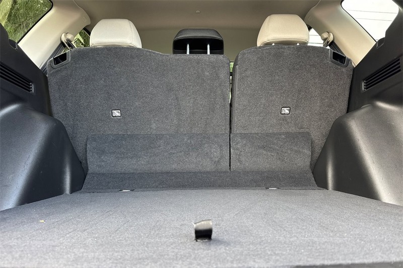 Honda CR-V Vehicle Full-screen Gallery Image 14