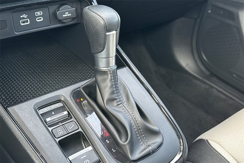 Honda CR-V Vehicle Full-screen Gallery Image 20