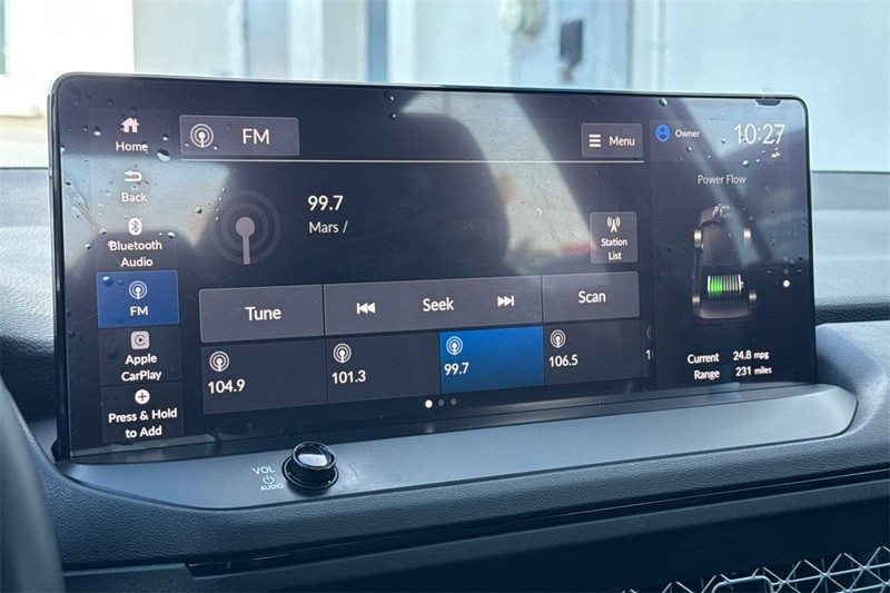 Honda Accord Hybrid Vehicle Full-screen Gallery Image 16