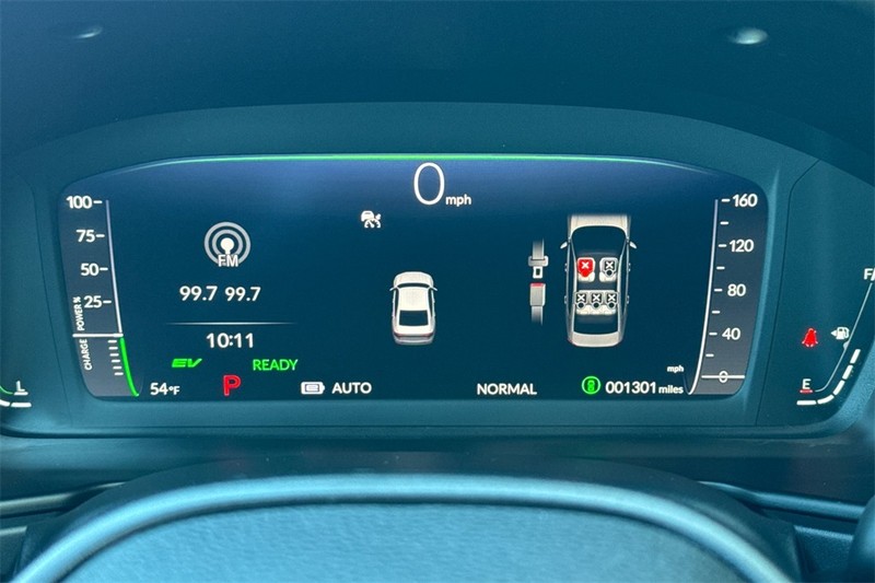 Honda Accord Hybrid Vehicle Full-screen Gallery Image 22