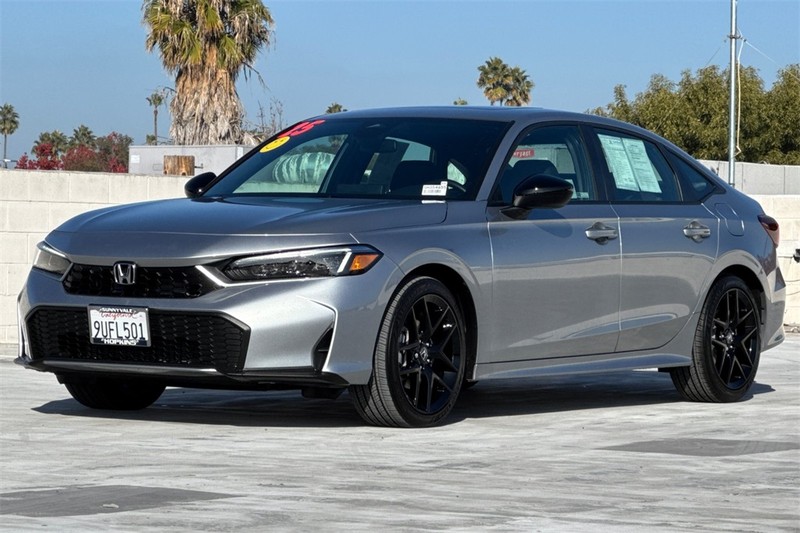 Honda Civic Sedan Hybrid Vehicle Full-screen Gallery Image 07