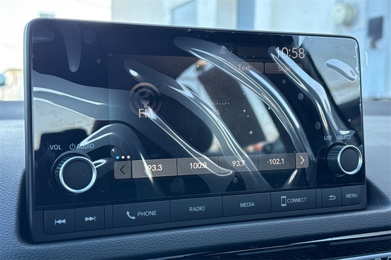 Honda Civic Sedan Hybrid Vehicle Full-screen Gallery Image 16