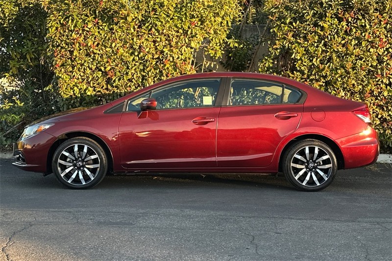 Honda Civic Sedan Vehicle Full-screen Gallery Image 06