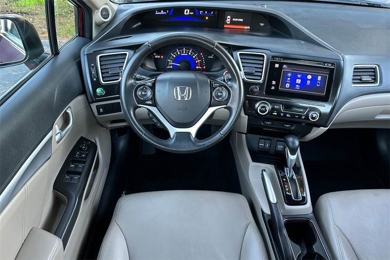 Honda Civic Sedan Vehicle Full-screen Gallery Image 13