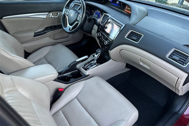 Honda Civic Sedan Vehicle Full-screen Gallery Image 14