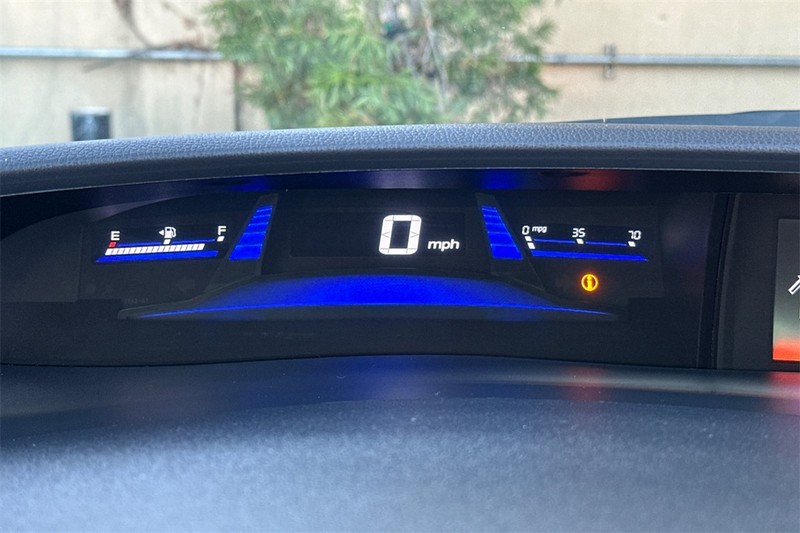 Honda Civic Sedan Vehicle Full-screen Gallery Image 22