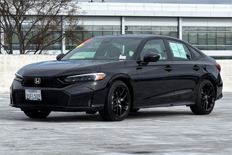 Honda Civic Sedan Hybrid Vehicle Full-screen Gallery Image 07