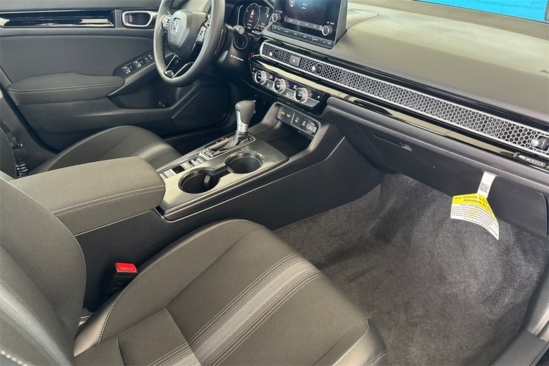 Honda Civic Sedan Hybrid Vehicle Full-screen Gallery Image 14