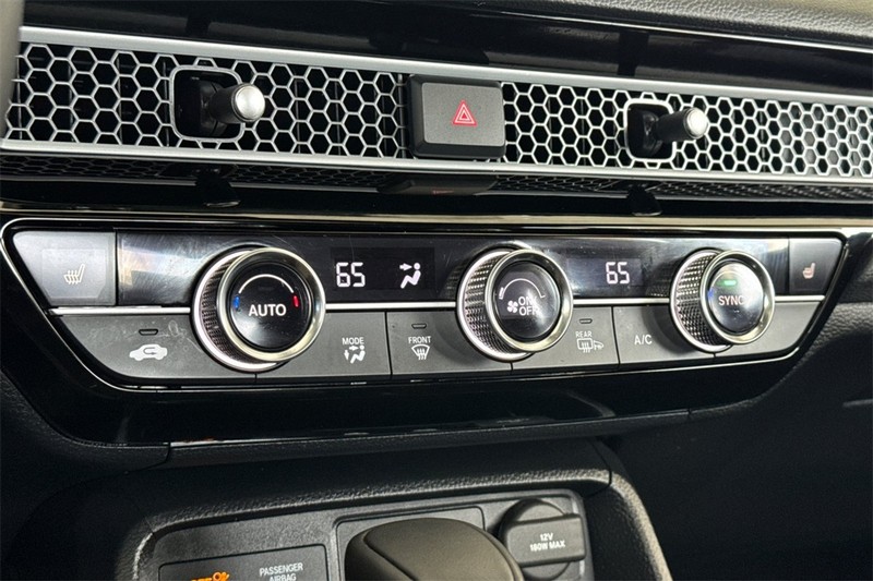 Honda Civic Sedan Hybrid Vehicle Full-screen Gallery Image 18