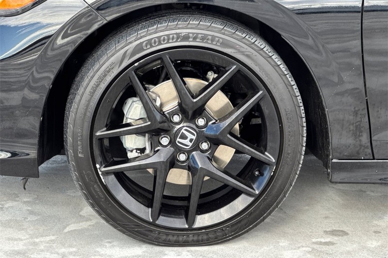 Honda Civic Sedan Hybrid Vehicle Full-screen Gallery Image 24